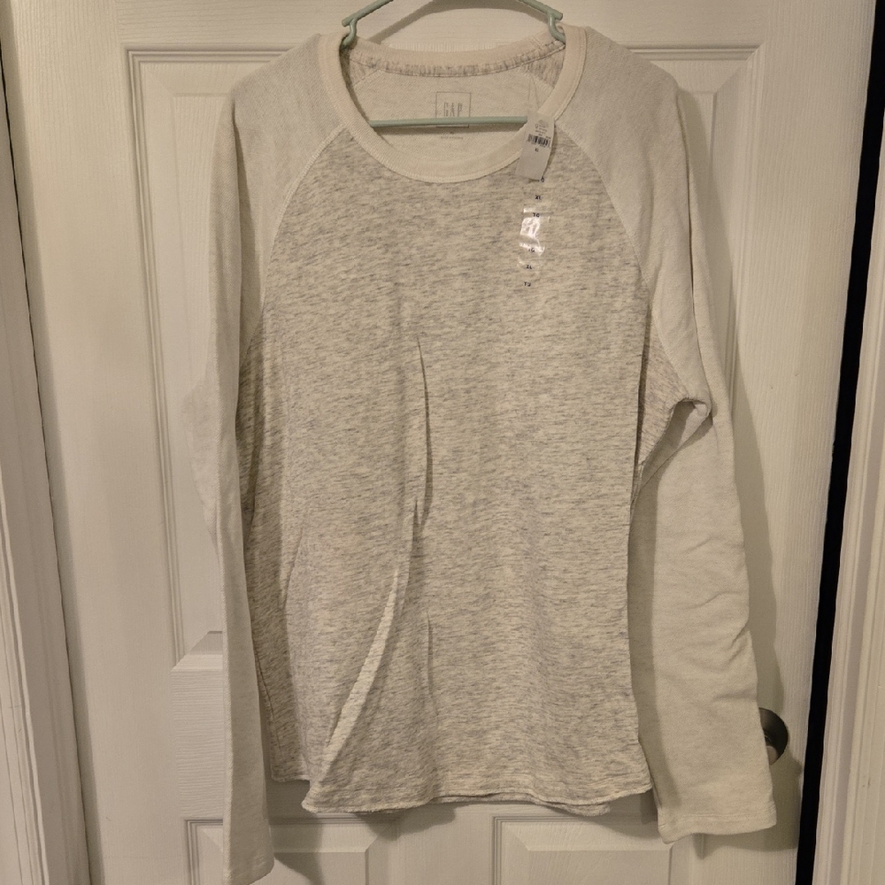 GAP MENS Heather Gray Long Sleeve Tee XL New With Tags